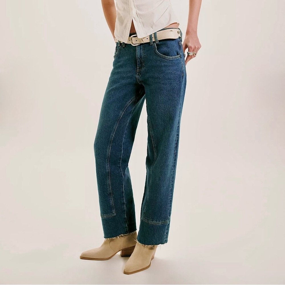 Free People We The People Risk Taker Straight Leg Mid-Rise Jeans Size 28 NWOT